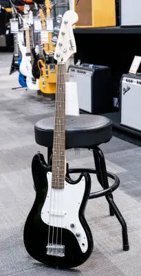 Squier - Sonic Bronco Bass, Laurel Fingerboard - Black 2